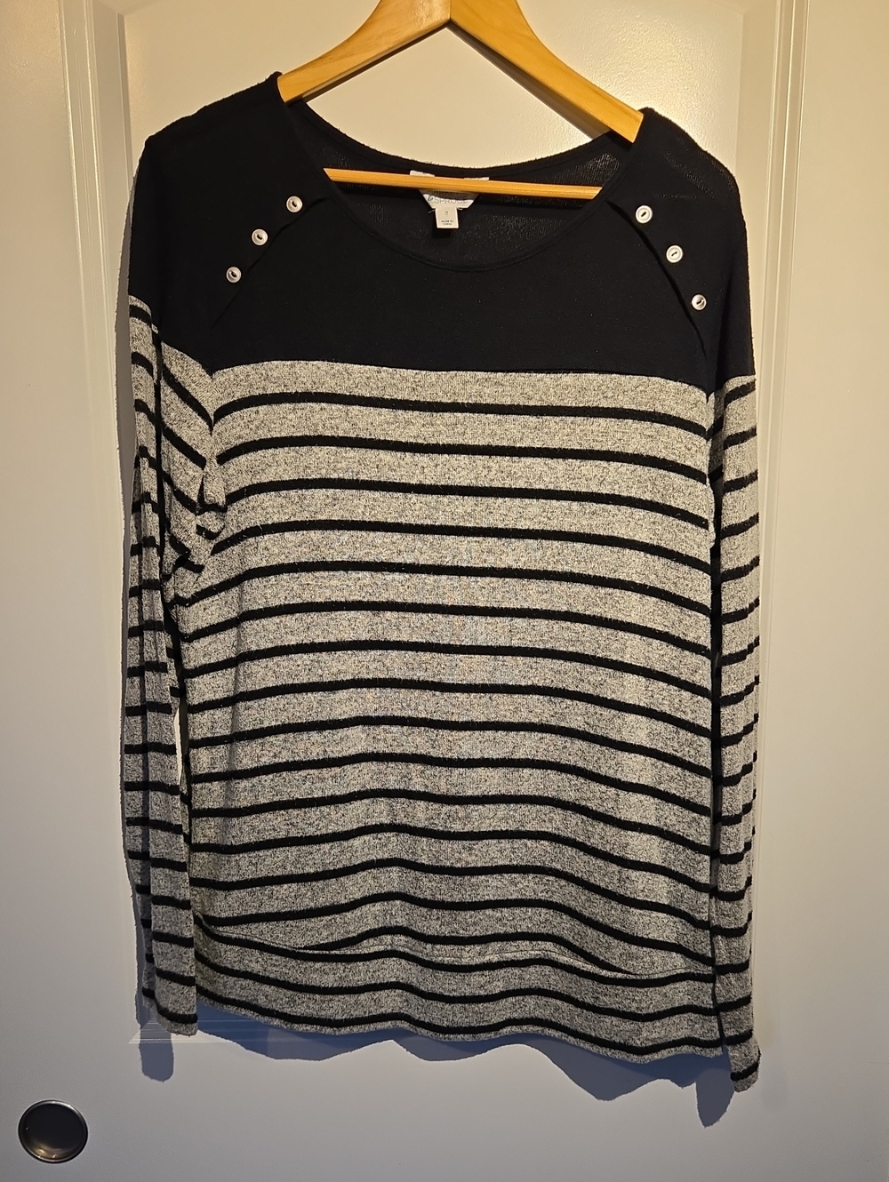 Market & Spruce Black and Gray Striped Long Sleeve Top with Shoulder Buttons